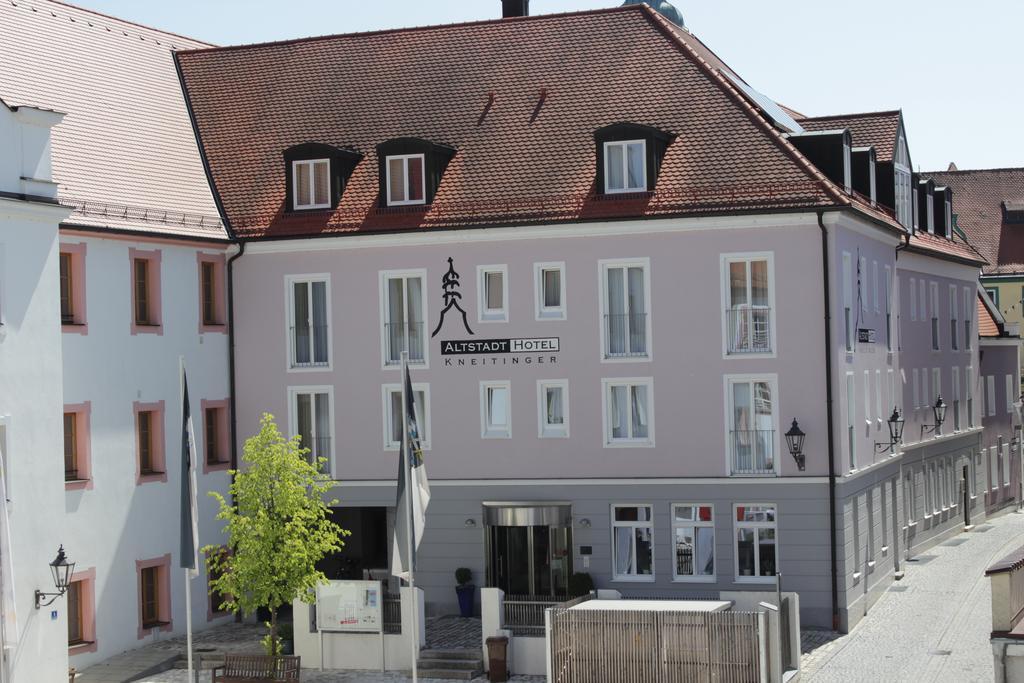 Altstadthotel Kneitinger, Abensberg Ngoại thất bức ảnh